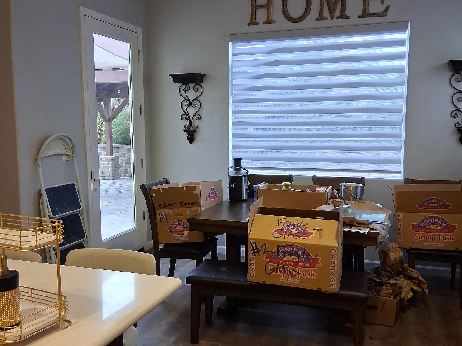 3 bed, 1893 sqft, $4,000 — Photo 4