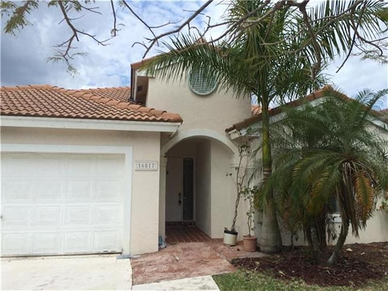 2nd image of 16517 NW 7th St