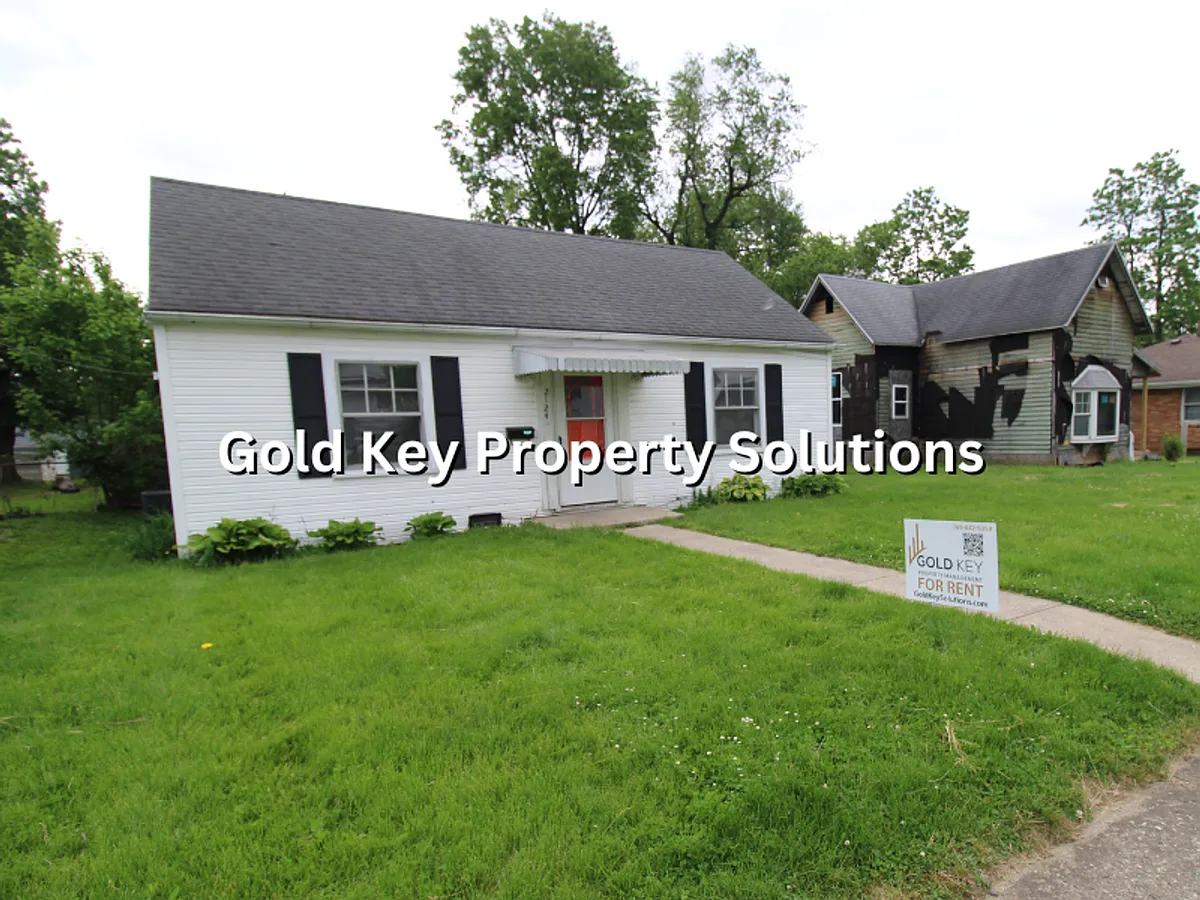 Building Photo - 2124 Poplar St