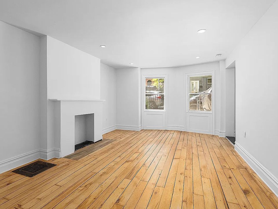 1st image of 377 16th St #1