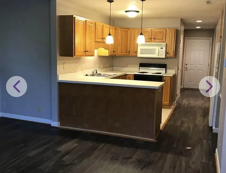 705 Clark Ave #8 — Photo 10