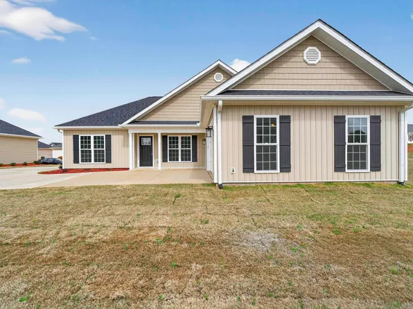 1801 Quail Ridge Ln, Perry, GA 31069