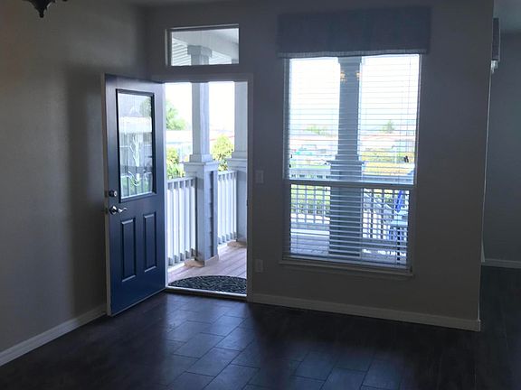 4th image of 243 Farland Dr