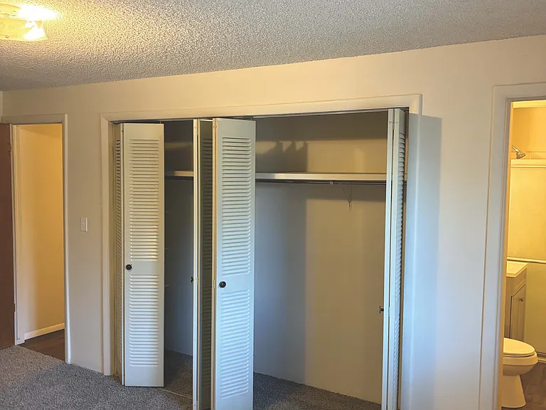 353-359 S White Cloud Dr #4 — Photo 14