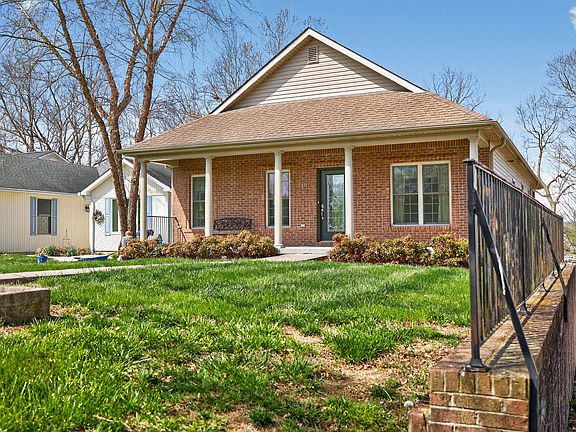 2nd image of 240 Persimmon Way