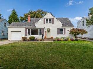 4979 S Barton Rd, Lyndhurst, OH 44124