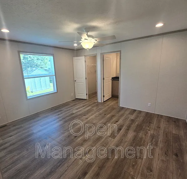 2301 SW Oralabor Rd #61 — Photo 14