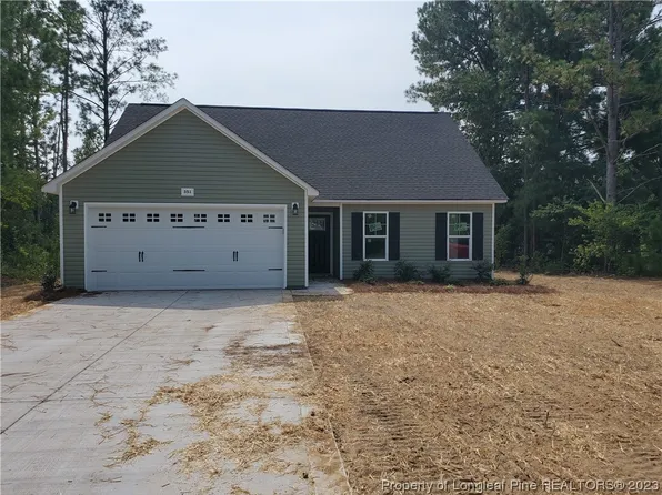 351 Sandy Grove Rd, Parkton, NC 28371