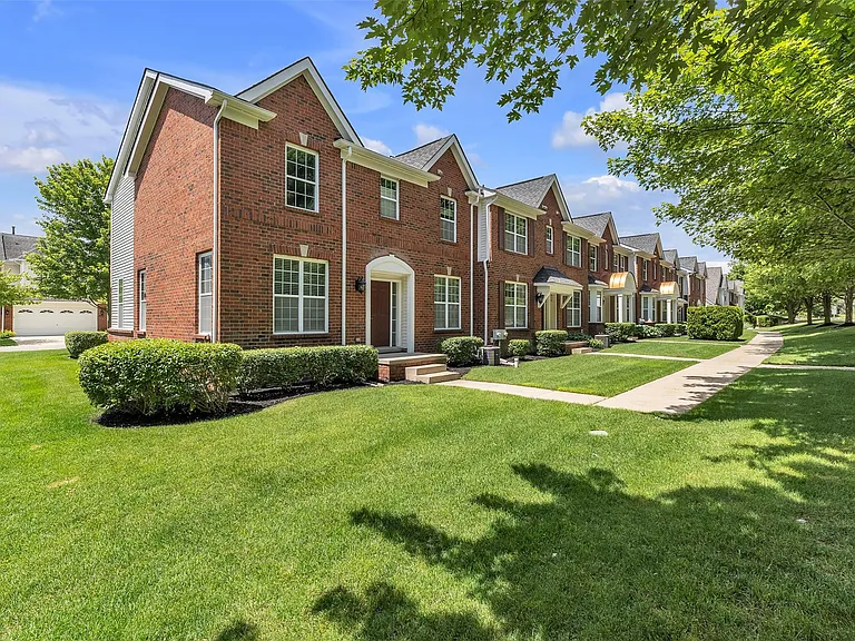 41590 Mitchell Rd — Photo 44