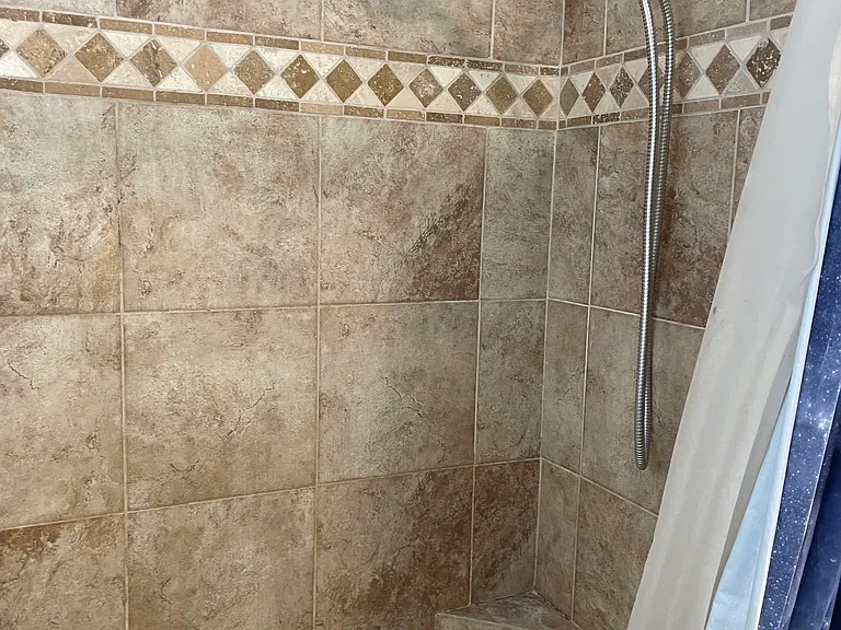 141 W 8710 S #BASEMENT — Photo 1