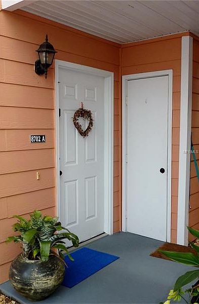 1st image of 8702 Knightsbridge Ct APT A