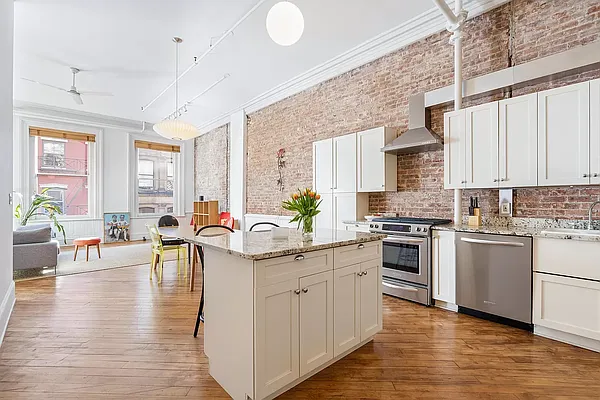 Rented by Compass | media 4