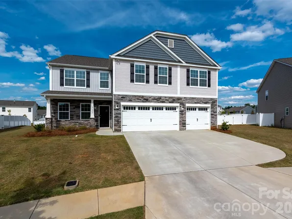 9529 Cotswood Pl, Gastonia, NC 28056