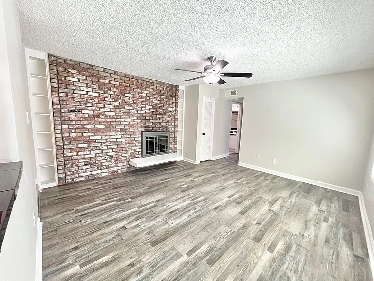 615 24th Street — Photo 2