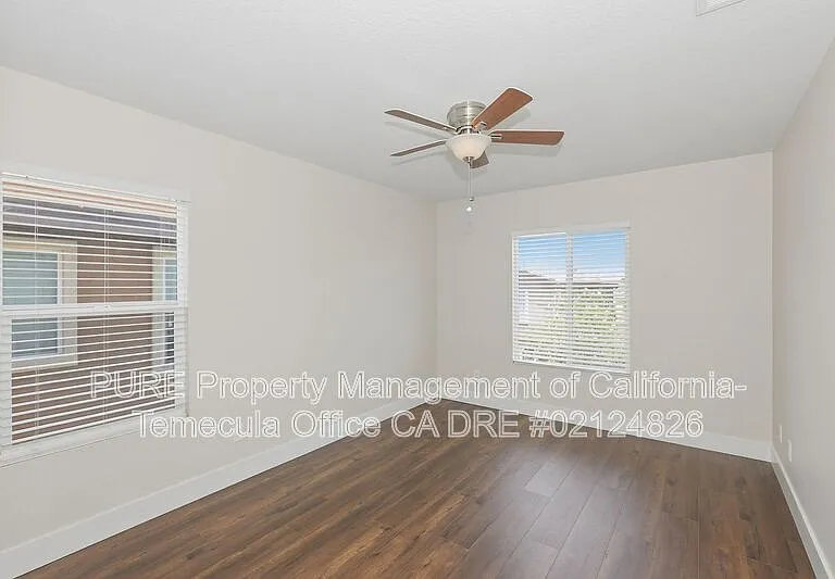 29754 Maxmillian Ave — Photo 14