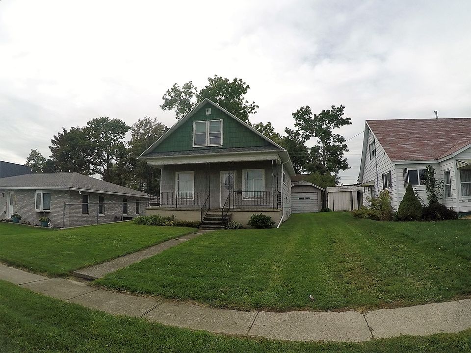 An improving neighborhood