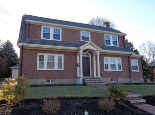 153 Russell Ave, Watertown, MA 02472