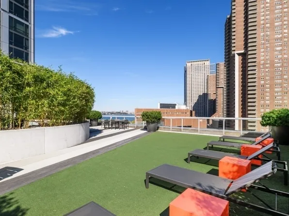 200 Chambers Street image 15 of 19