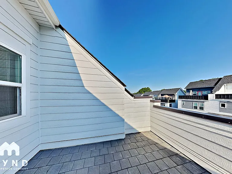 586 W End Dr — Photo 19