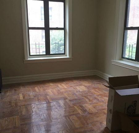 4th image of 543 E 21st St APT B9