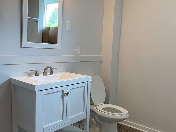4th image of 693 2nd Ave #2