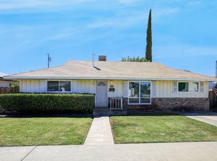 408 E Santa Clara St, Avenal, CA 93204