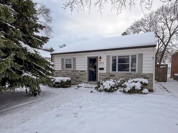 223 S May St, Joliet, IL 60436