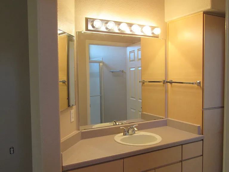 5303 N 7th St #208 — Photo 19
