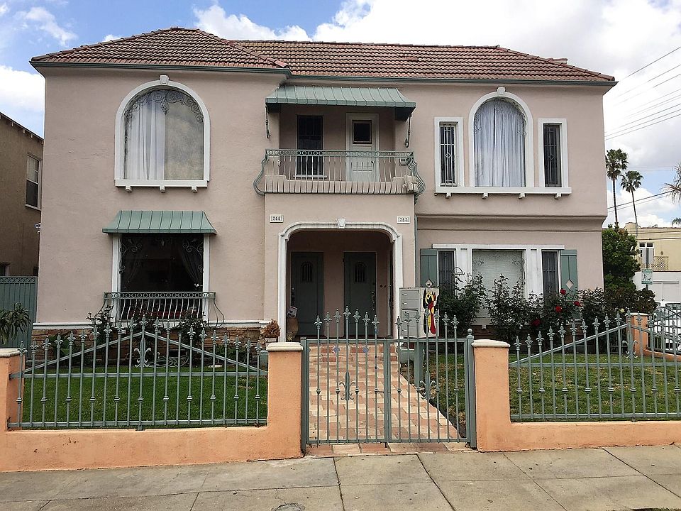 1st image of 755 N Hayworth Ave