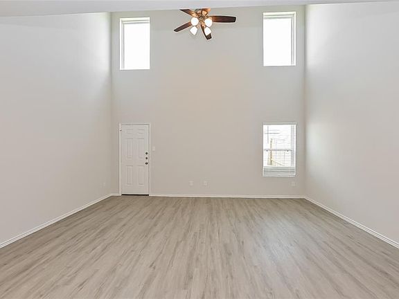 2nd image of 15226 Estrella Ct W