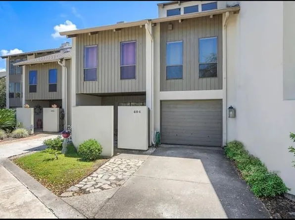 404 Tchefuncte Oaks Dr #404, Mandeville, LA 70471