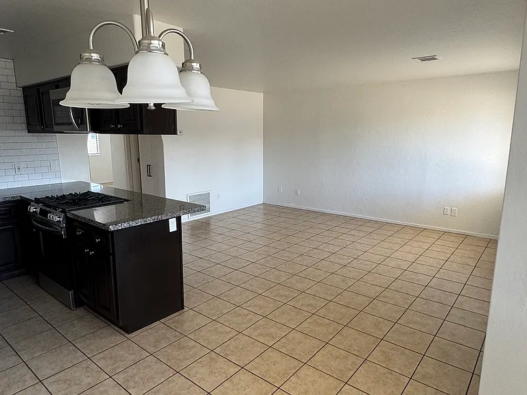 8440 E Greg Ct #B — Photo 6