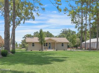 3607 E Old Spanish Trl, New Iberia, LA 70560