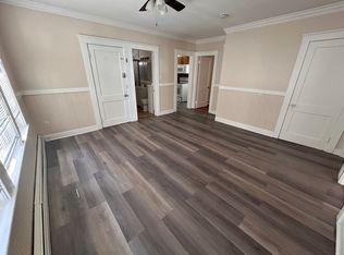 5 Ropes St #1, Salem, MA 01970