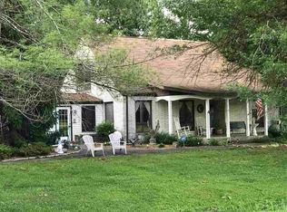 3094 Old Fredonia Rd, Fredonia, KY 42411