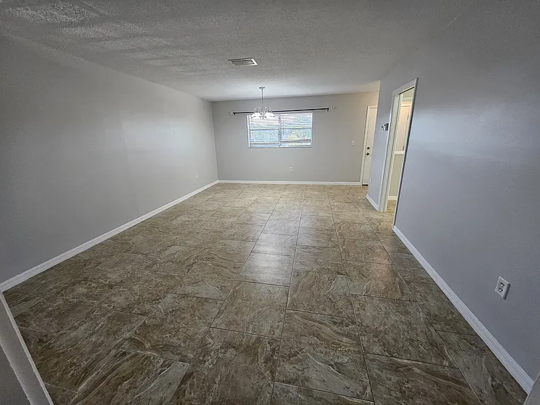 245 Center Rd #207 — Photo 27