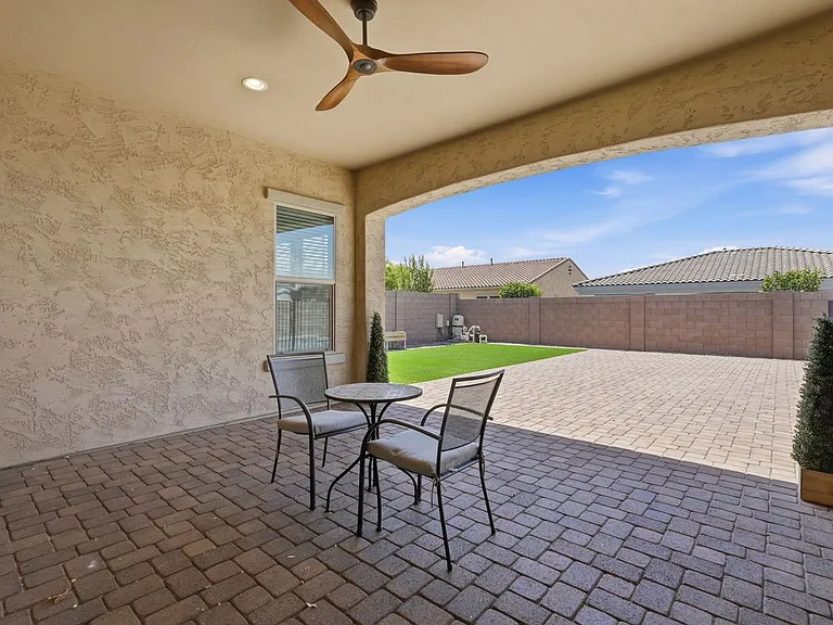 10631 E Thatcher Ave — Photo 32