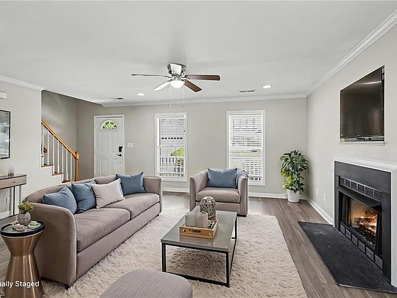 4th image of 698 Retford Park Ln