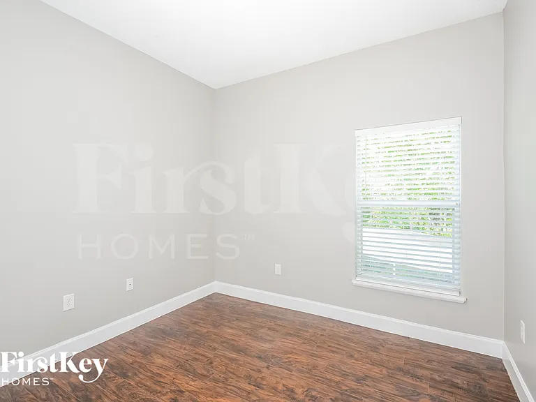 10663 Fairhaven Way — Photo 12