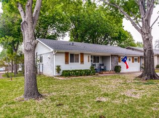 2905 Bergen Ln, Farmers Branch, TX 75234