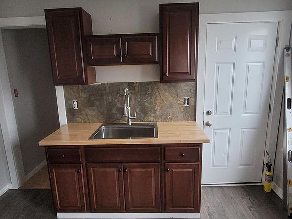 3rd image of 50 Olive St Floor 3