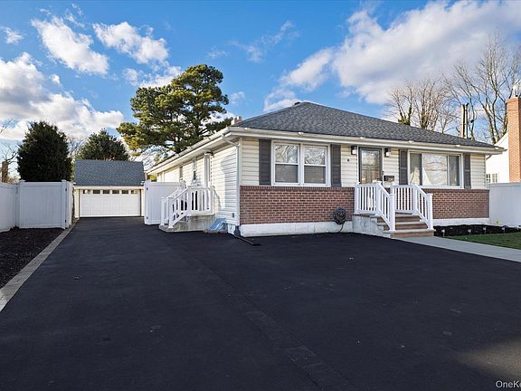 3rd image of 2280 Brookside Avenue