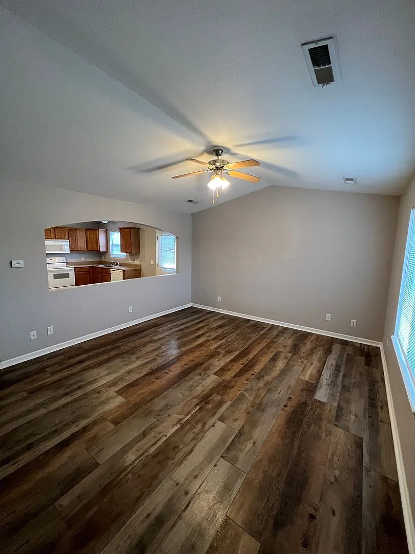 6676-MF2-E2 — Photo 2