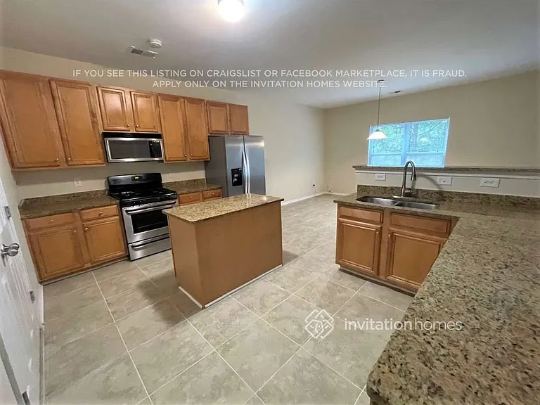 633 Rock Hill Pkwy — Photo 4