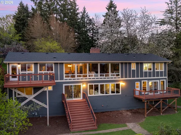 14740 SW Hawk Ridge Rd, Tigard, OR 97224