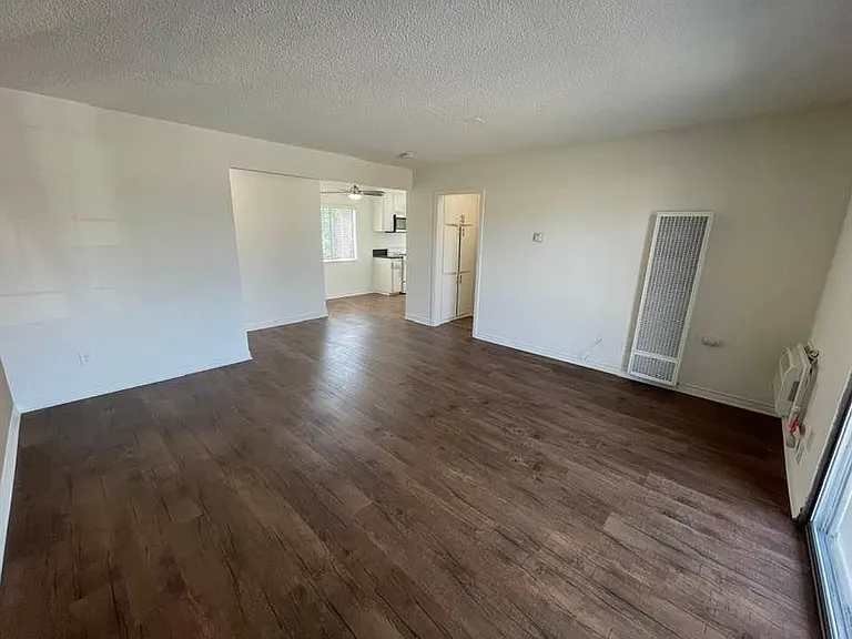 Charter House — Photo 7