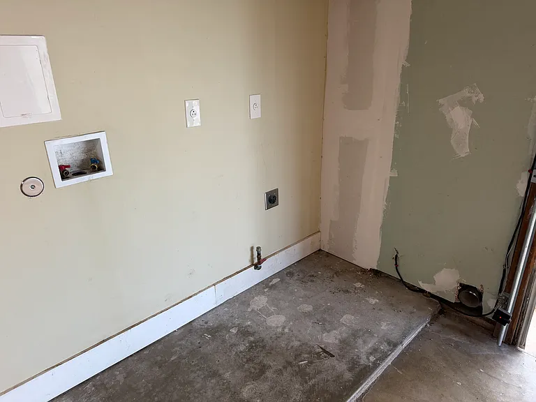 2606 Tillie Dr — Photo 8