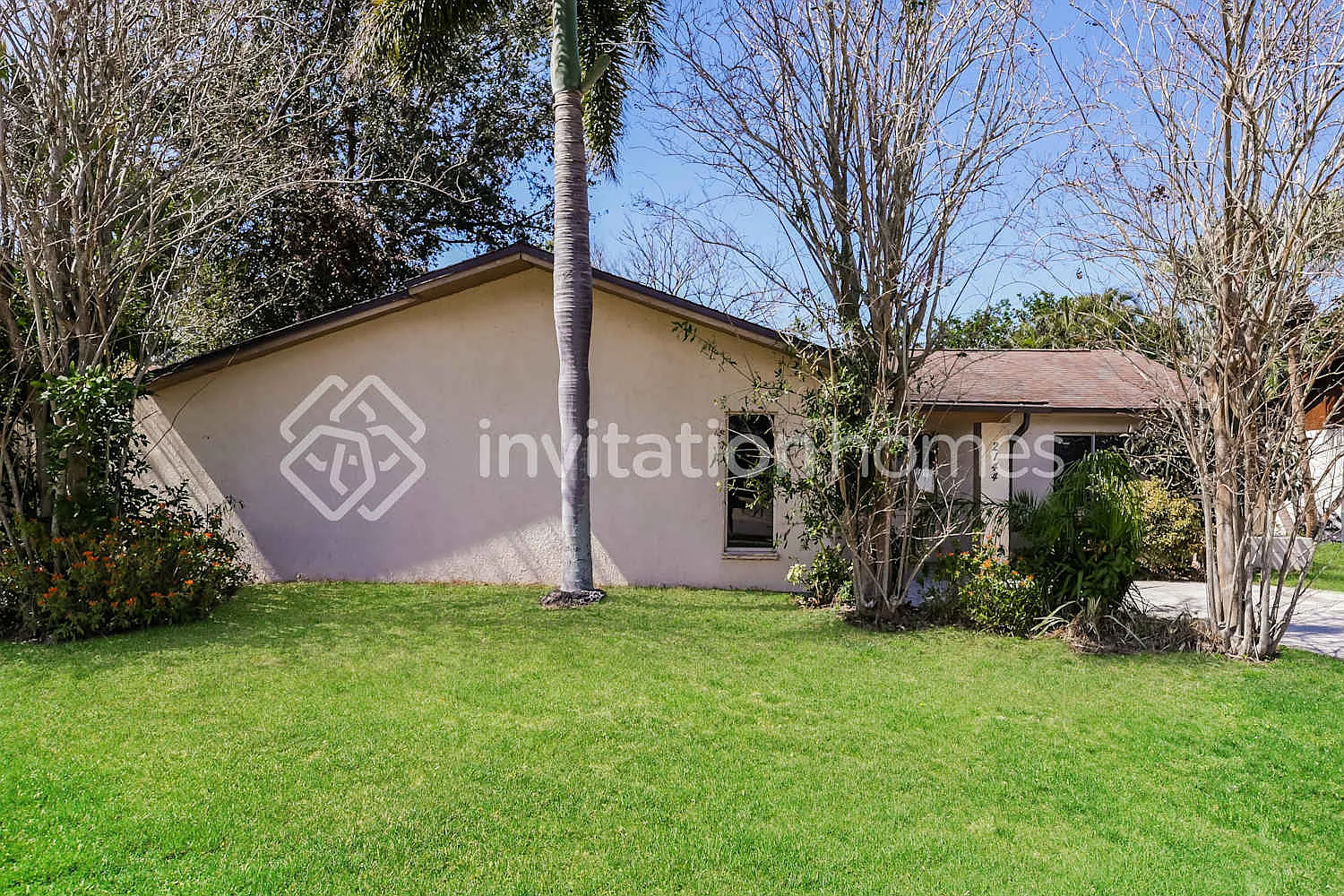 2144 Fulton Way Largo, FL 33774 — Photo 1