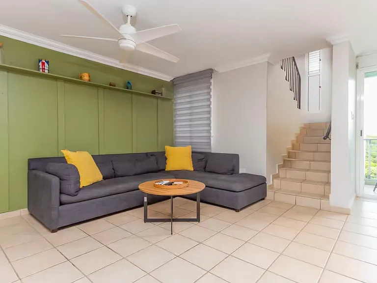 96QJ 3rg Mar Clb — Photo 16