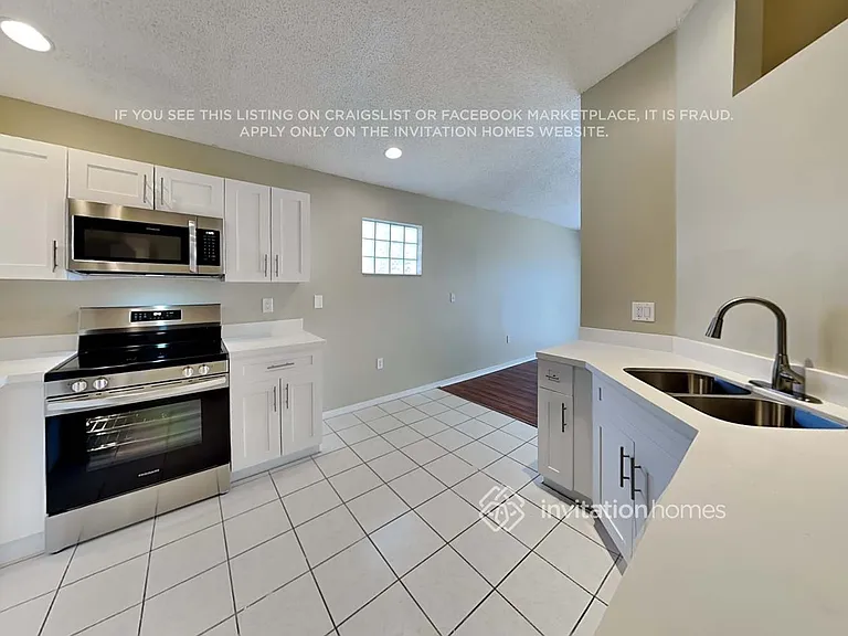 3400 NW 78th Ave — Photo 7